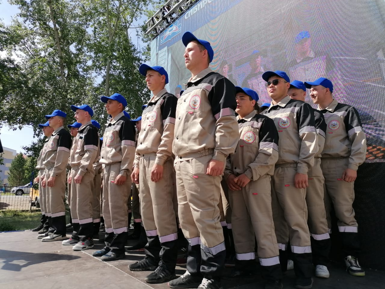 Студенты пяти районов Омской области соревнуются в конкурсе «Тракторист-машинист  сельскохозяйственного производства» — Ihre Zeitung — Ваша Газета